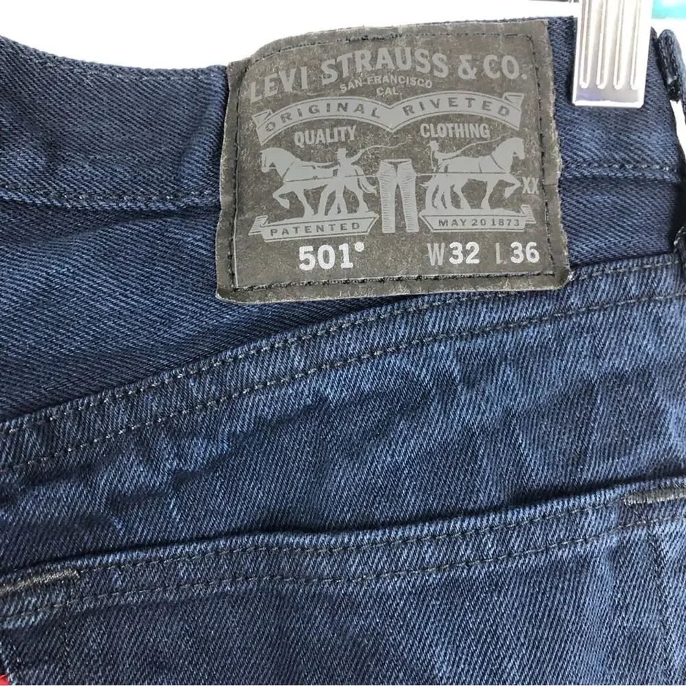 Levi Strauss 501 button fly dark wash jeans W32 L36